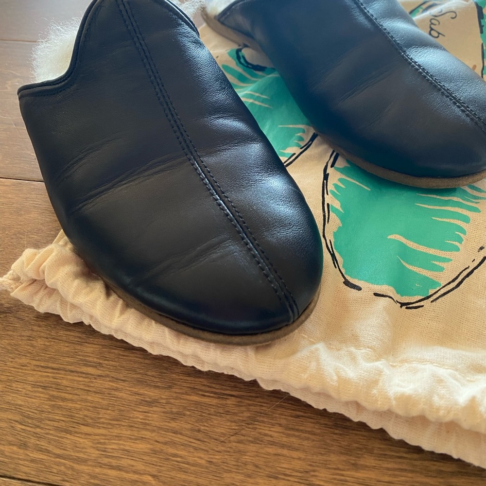 Black Sabah Fur Lined Babas - Picture 2 of 5